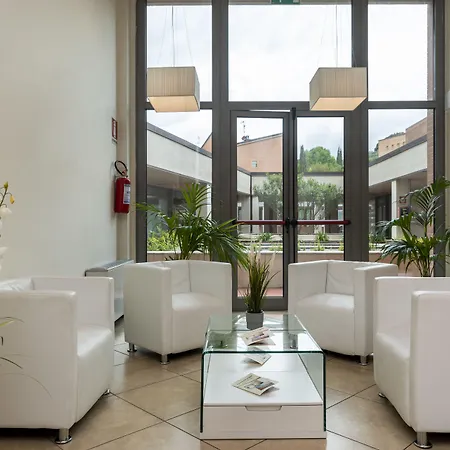 安吉赫尔酒店式公寓 3* 锡耶纳