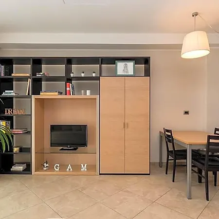 Anghel Aparthotel Siena