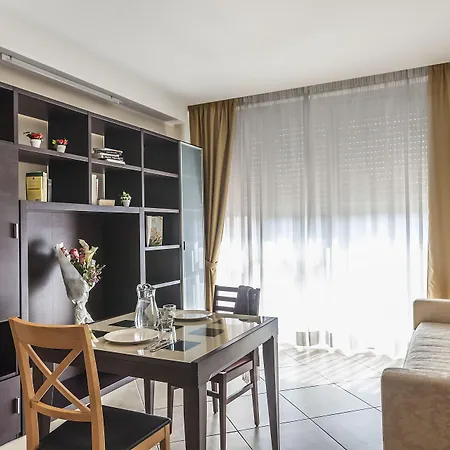 Aparthotel Anghel Siena