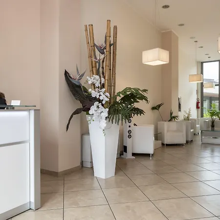 Anghel Aparthotel