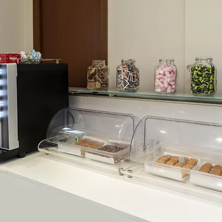 アパートホテル Anghel 3*