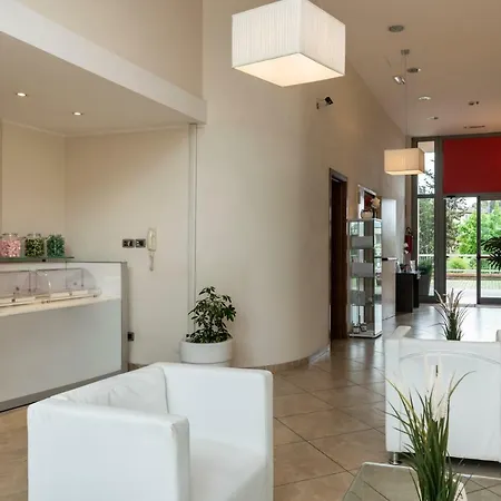 Anghel Aparthotel