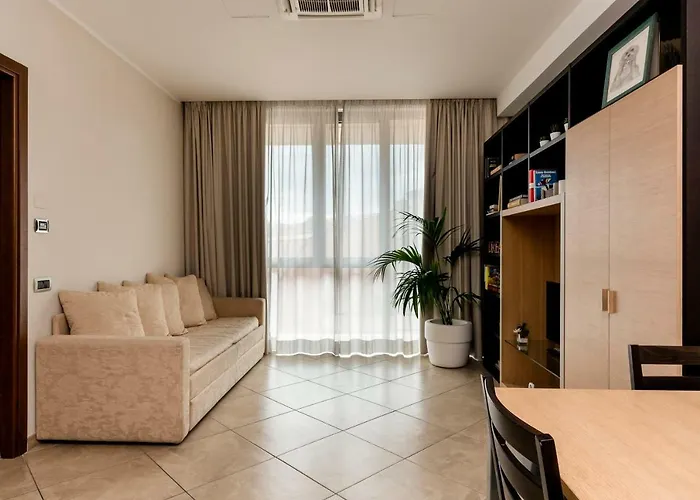 Anghel Apartmanhotel 3*