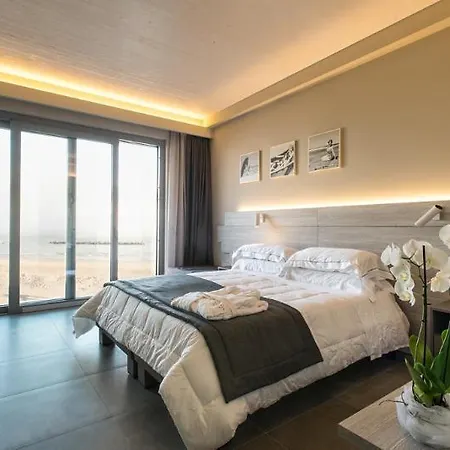Anghel Aparthotel 3*