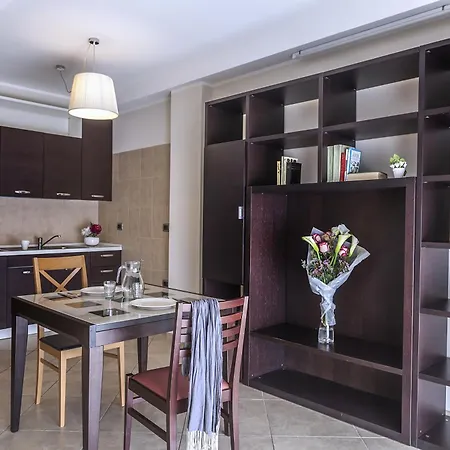 Anghel Aparthotel 3*