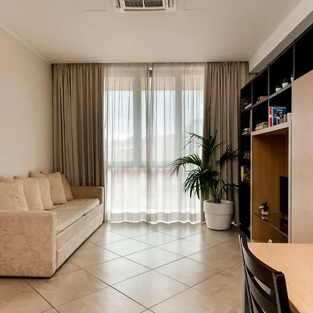 Anghel Apartahotel 3*